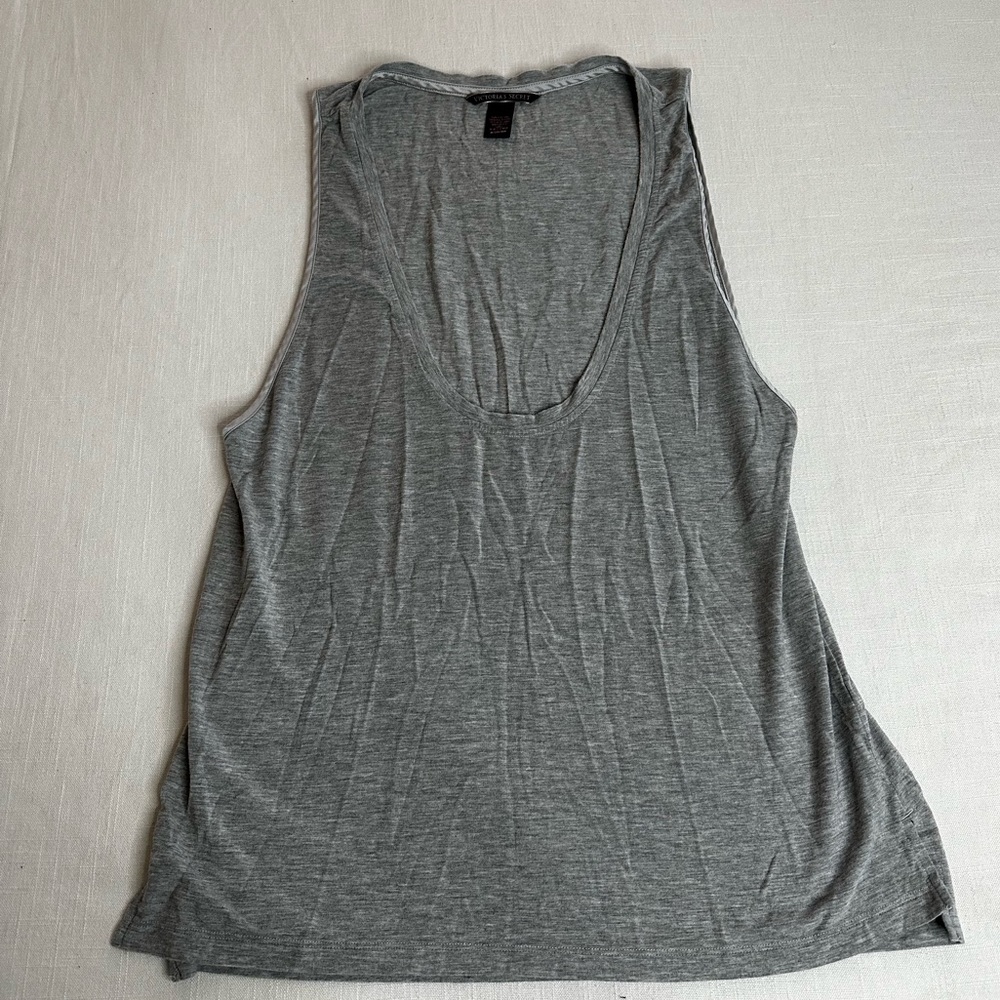 Victoria’s Secret heathers gray scoop neck tank top